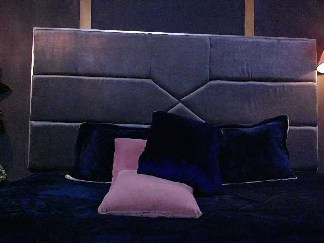 teddyfit19cm live cam on BongaCams
