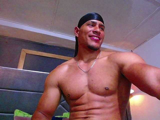 teddyfit19cm live webcam show