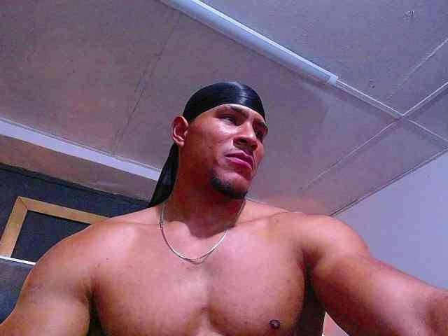 teddyfit19cm Sex Cam Show