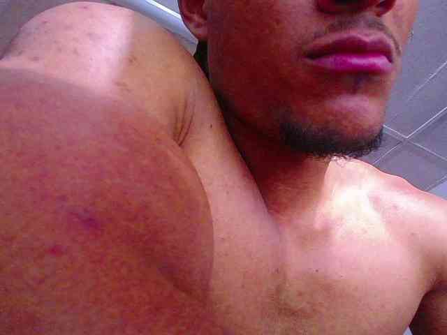 teddyfit19cm Sex Cam Show