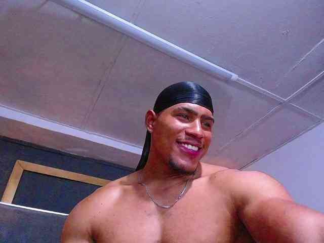 teddyfit19cm Sex Cam Show
