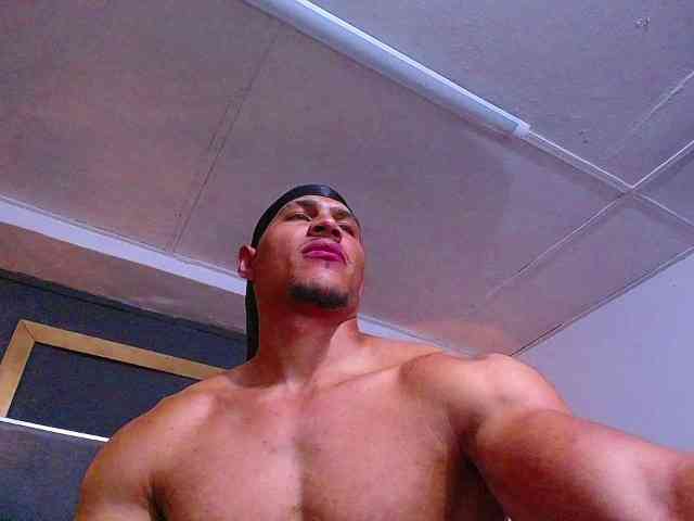 teddyfit19cm Sex Cam Show