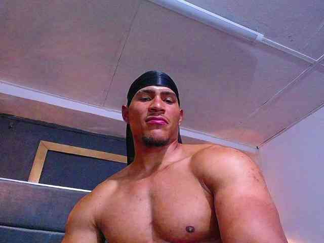 teddyfit19cm Sex Cam Show