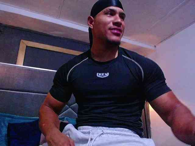 teddyfit19cm Sex Cam Show