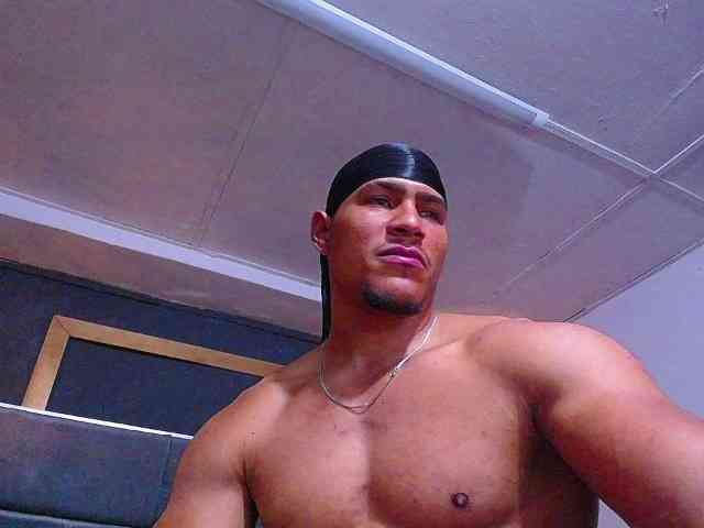 teddyfit19cm Sex Cam Show