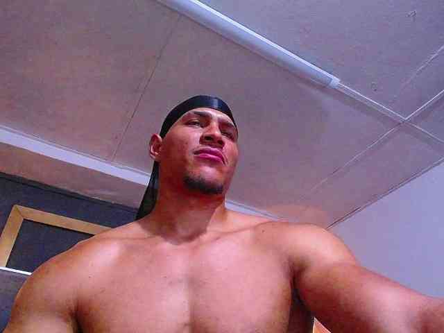 teddyfit19cm Sex Cam Show