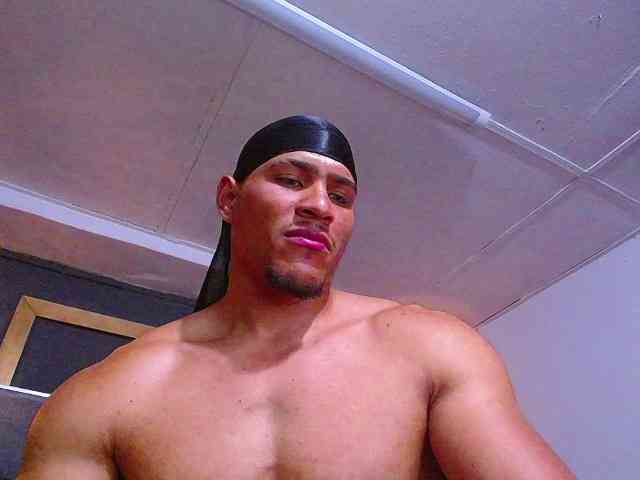 teddyfit19cm Sex Cam Show