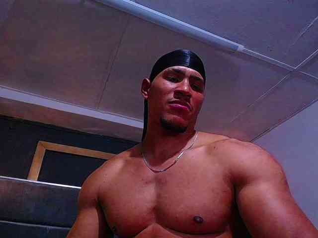 teddyfit19cm Sex Cam Show