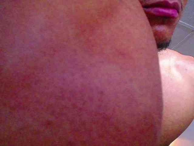 teddyfit19cm Live Webcam on BongaCams