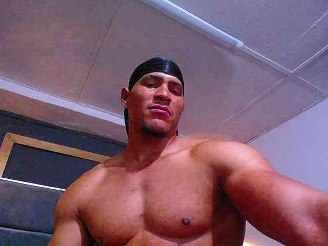teddyfit19cm Sex Cam Show