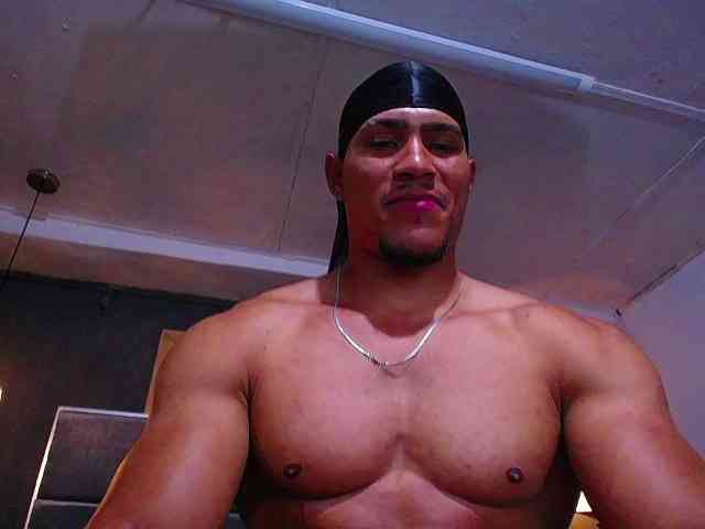 teddyfit19cm Sex Cam Show