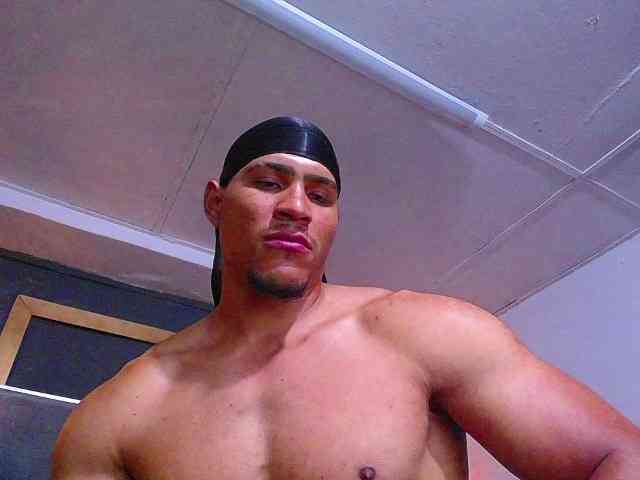 teddyfit19cm Sex Cam Show