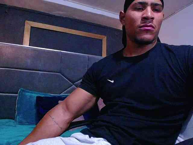 teddyfit19cm Sex Cam Show