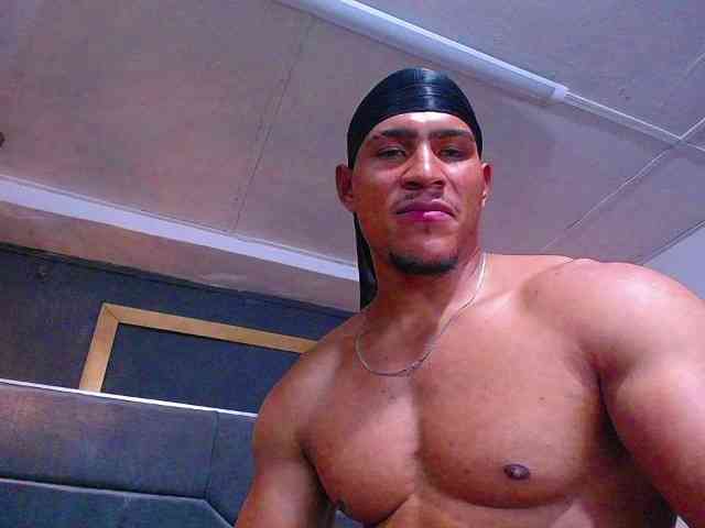 teddyfit19cm Sex Cam Show