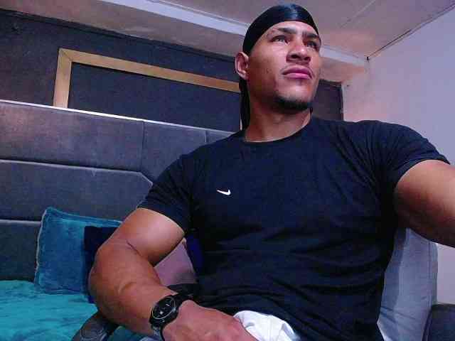 teddyfit19cm Sex Cam Show