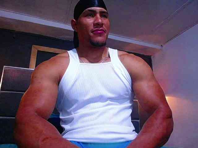 teddyfit19cm Sex Cam Show