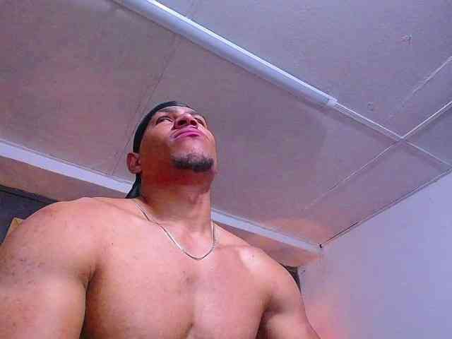 teddyfit19cm Sex Cam Show