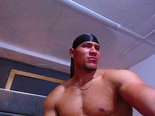 teddyfit19cm Sex Cam Show
