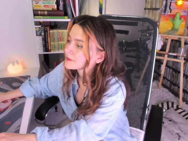 icefroq live cam on BongaCams