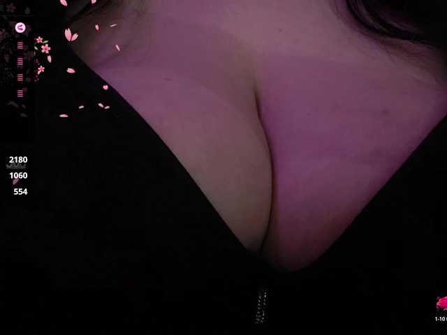 YennSI live cam on BongaCams