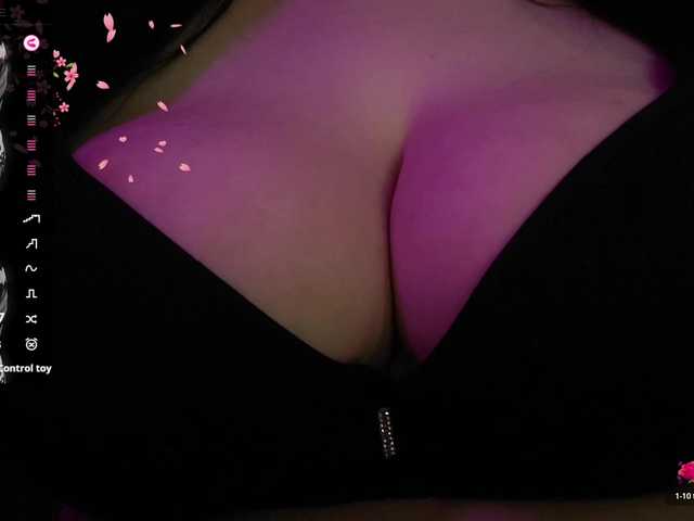 YennSI live cam on BongaCams