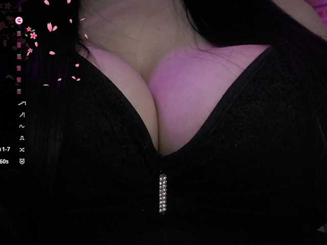 YennSI live cam on BongaCams