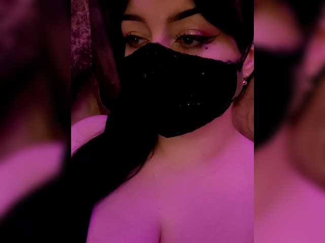 yennsi live sex show