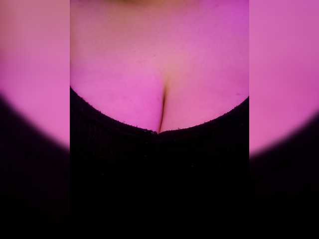 YennSI live webcam show
