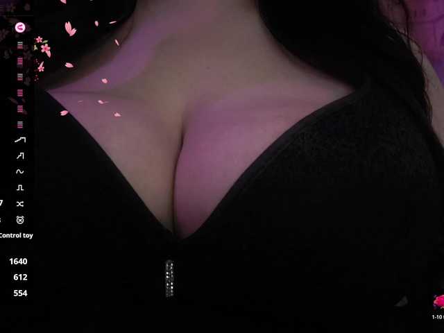 YennSI live cam on BongaCams