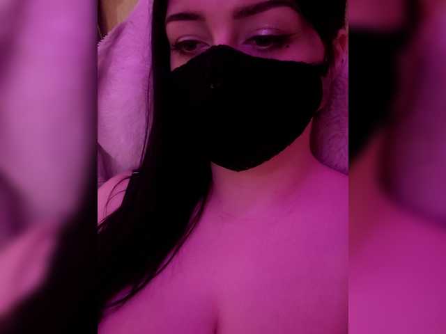 YennSI live cam on BongaCams