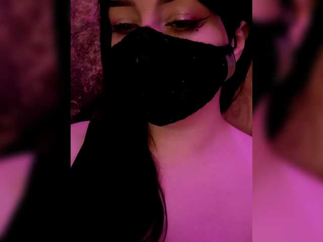 YennSI live cam on BongaCams