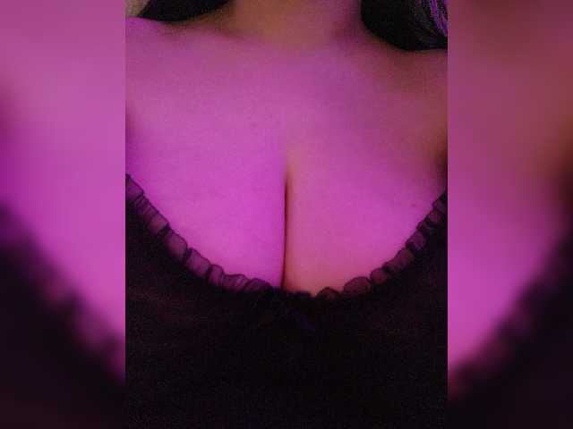 YennSI live cam on BongaCams