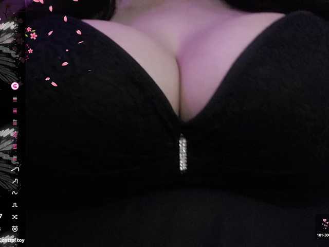 YennSI live cam on BongaCams