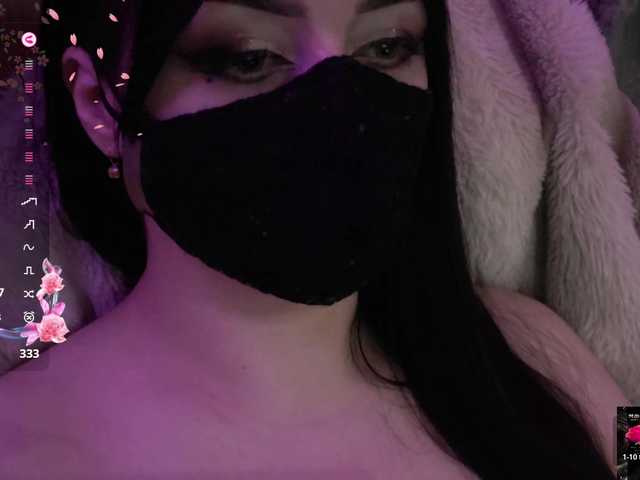 YennSI live cam on BongaCams