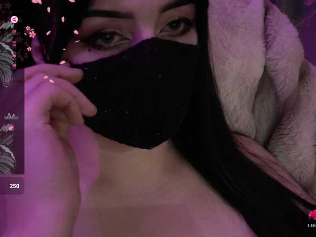 YennSI live cam on BongaCams