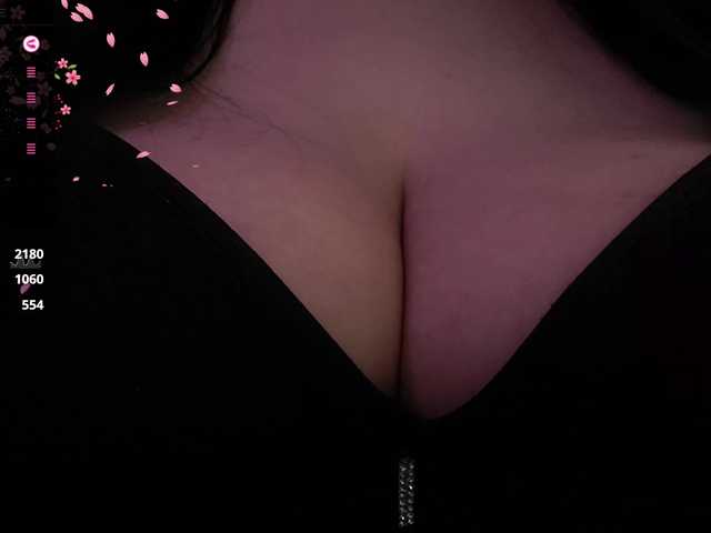 YennSI live cam on BongaCams