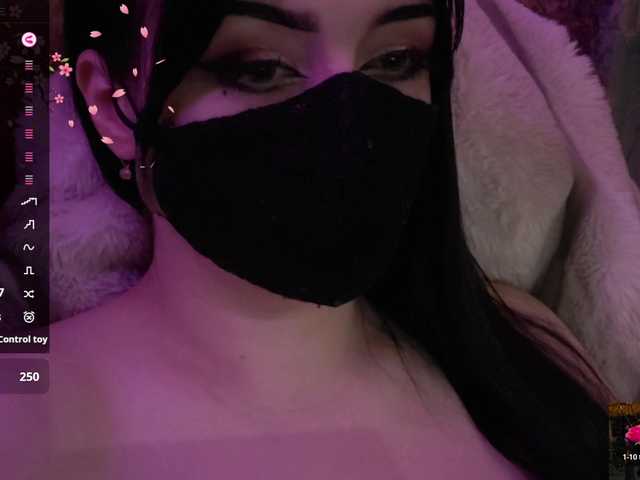 YennSI live cam on BongaCams