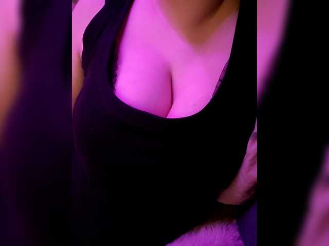 YennSI live cam on BongaCams