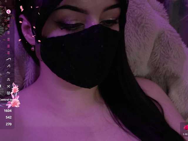 YennSI live cam on BongaCams