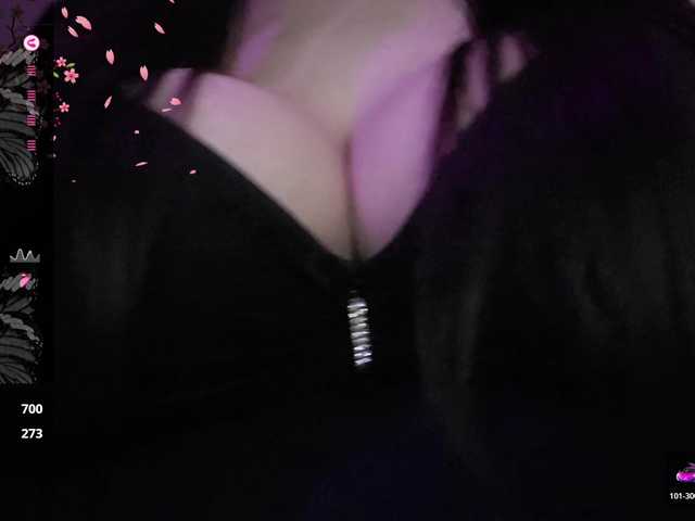 YennSI live cam on BongaCams