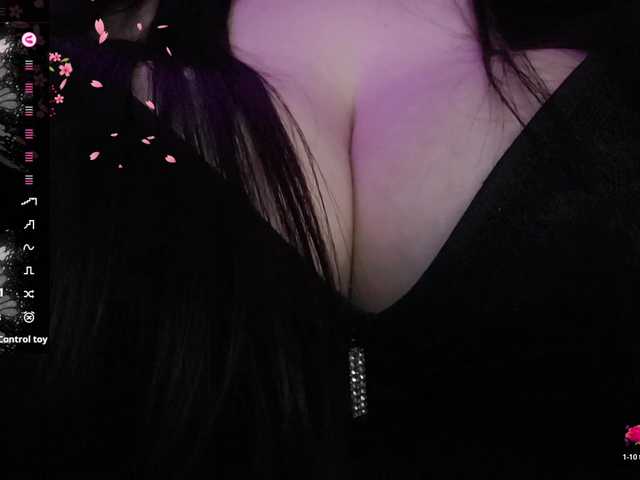 YennSI live cam on BongaCams