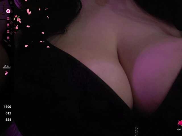 YennSI live cam on BongaCams
