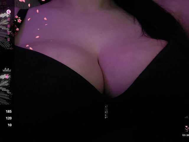 YennSI live cam on BongaCams