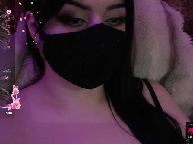 YennSI live cam on BongaCams