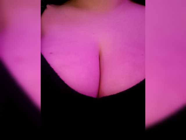 YennSI live webcam show
