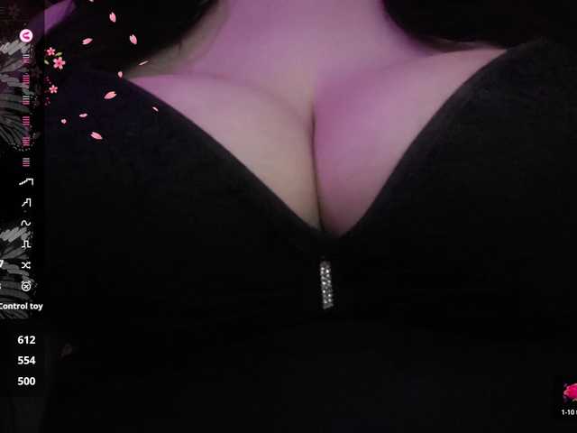 YennSI live cam on BongaCams