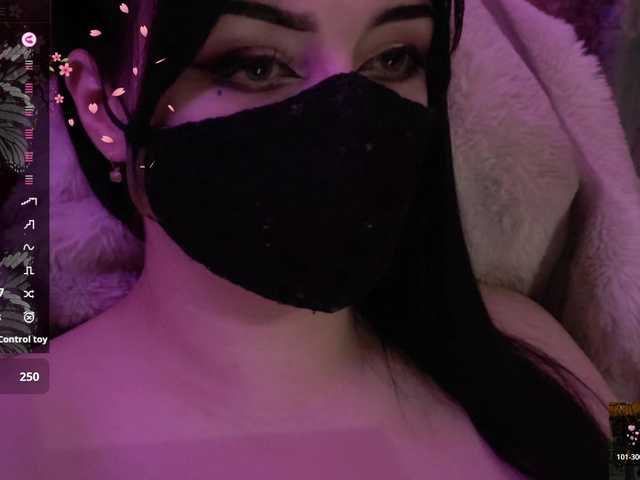 YennSI live cam on BongaCams