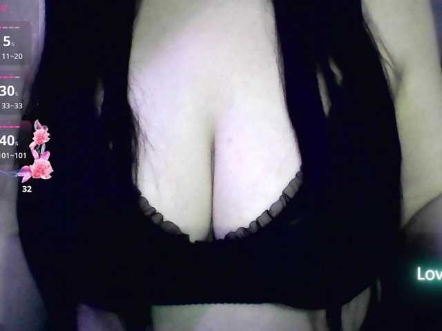 IIVII live webcam show