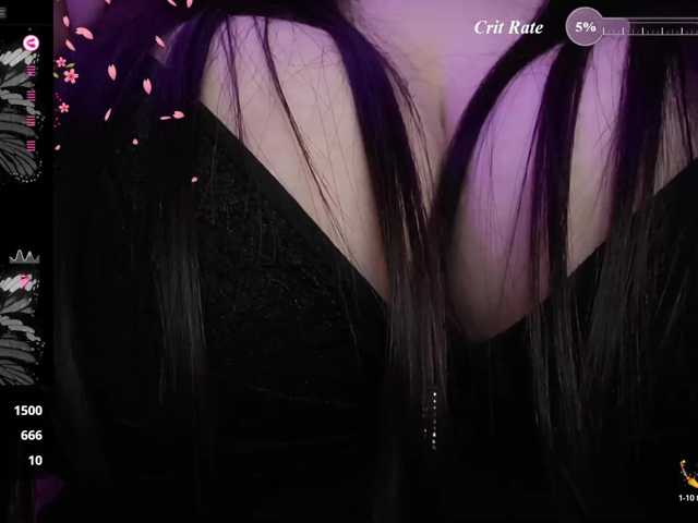 YennSI, live now on BongaCams