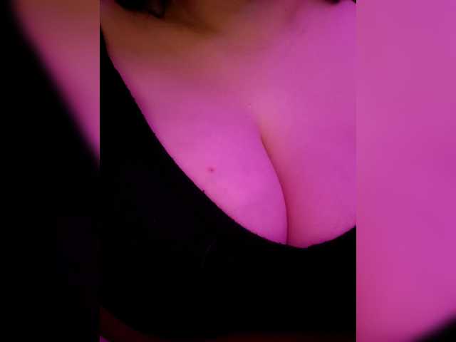 YennSI live webcam show